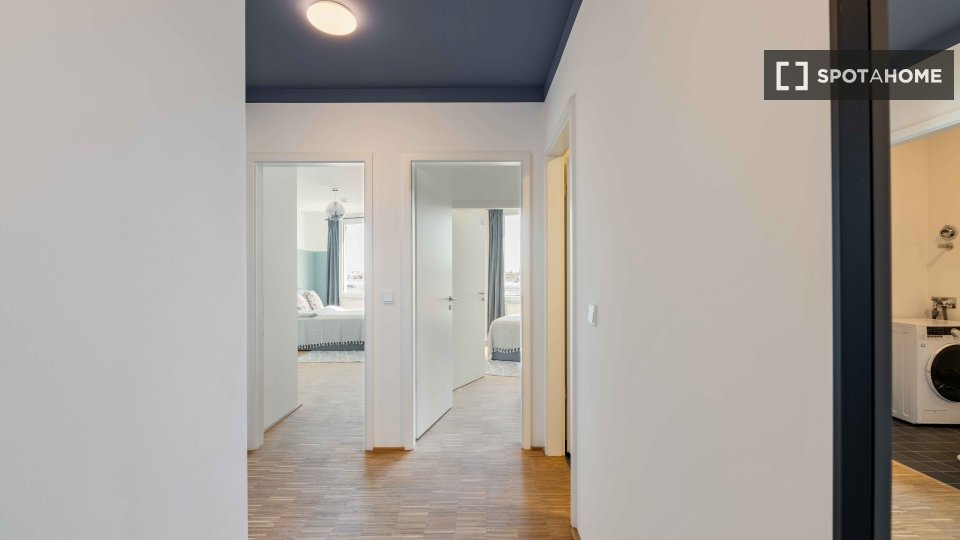 Double room Munich, 5 beds, 148m² — photo 9