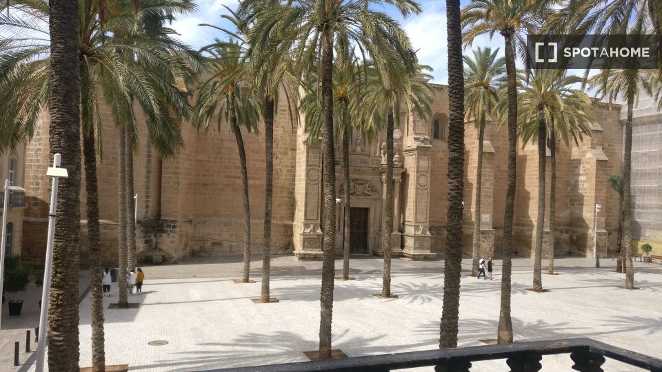Apartment Almeria, 3 beds, 90m² — photo 3