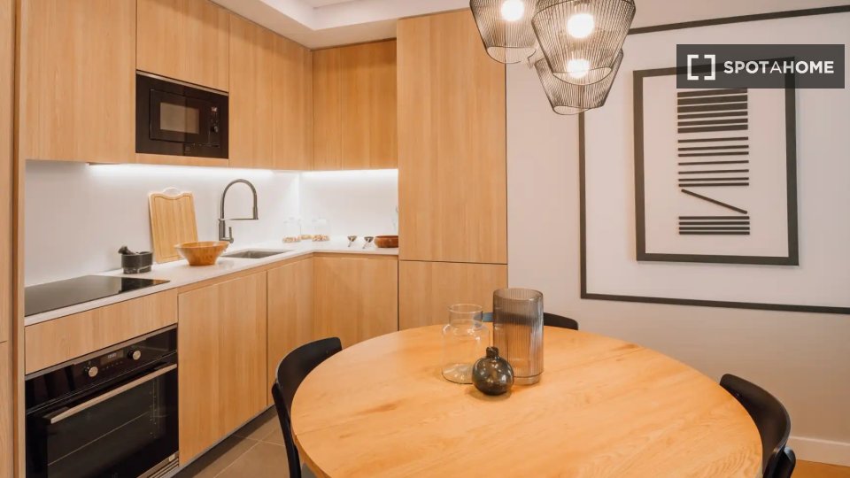 Apartment Lisbon, 2 beds — photo 9