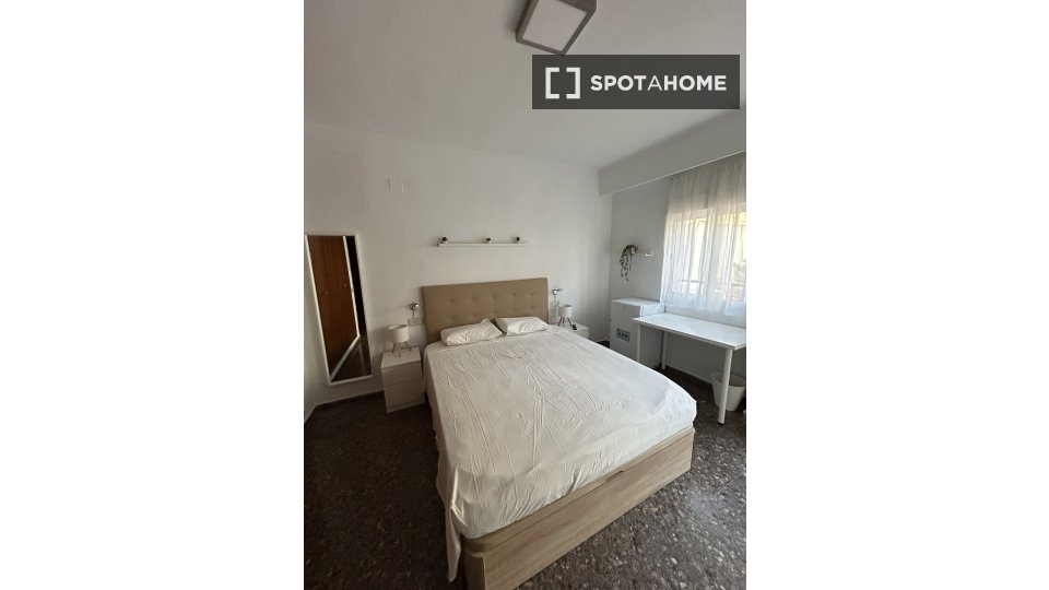 Habitación en piso compartido en valència