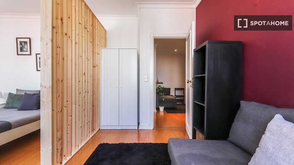 Apartment Lisbon, 2 beds — photo 12