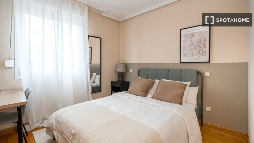 Double room Madrid, 10 beds — photo 14