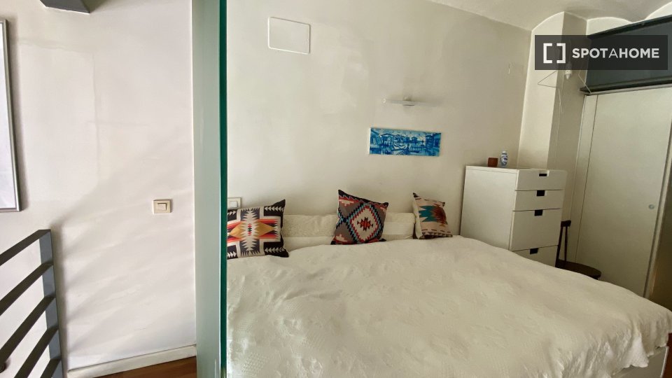 Apartment Lisbon, 2 beds, 190m² — photo 19