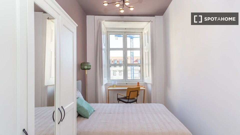 Double room Lisbon, 8 beds — photo 10