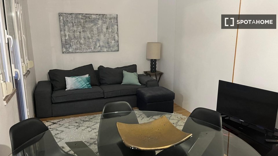 Apartment Lisbon, 3 beds — photo 8