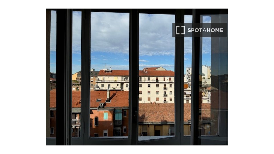 Double room Milan, 2 beds, 90m² — photo 1