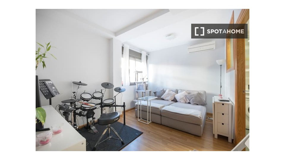 Apartment Madrid, 1 bed, 48m² — photo 13