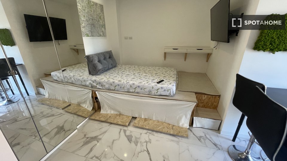 Apartment mono Milan, 35m² — photo 2