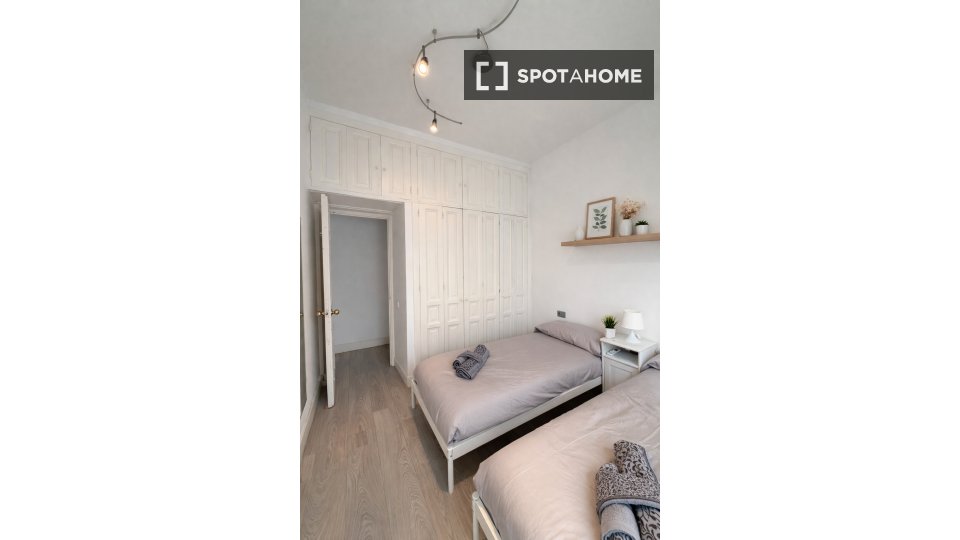 Apartment Madrid, 2 beds, 72m² — photo 5