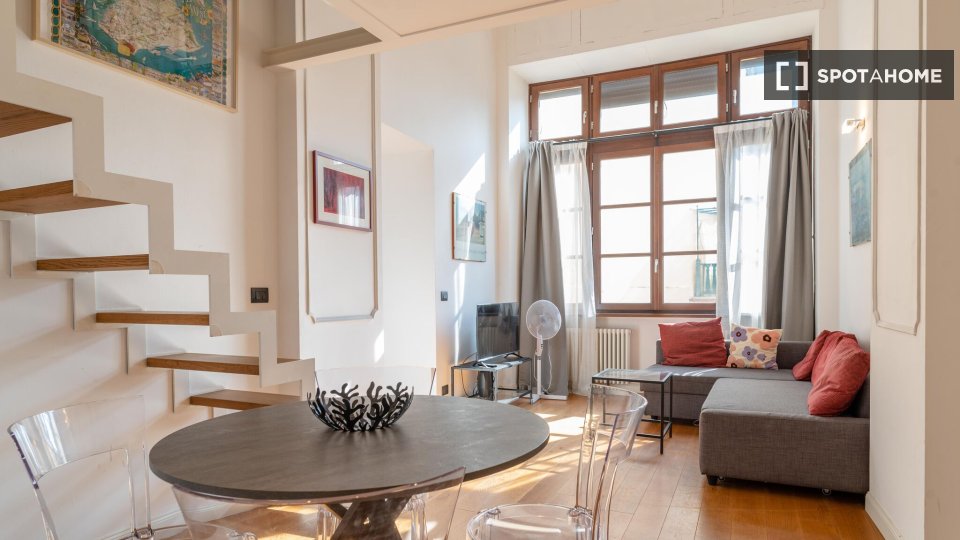 Apartment Turin, 1 bed, 65m² — photo 1