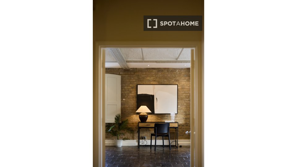 Apartment London, 4 beds, 198m² — photo 2