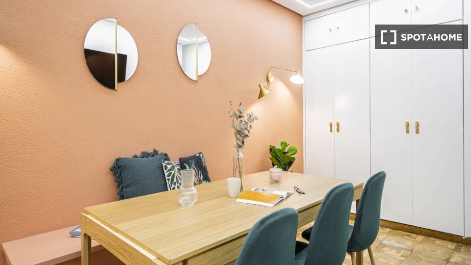 Double room Madrid, 7 beds — photo 34