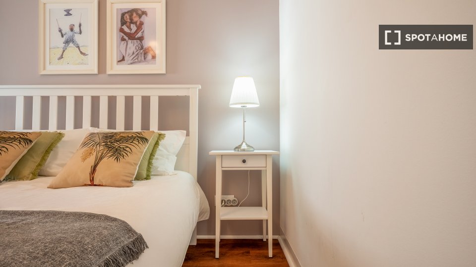 Apartment Lisbon, 1 bed — photo 18
