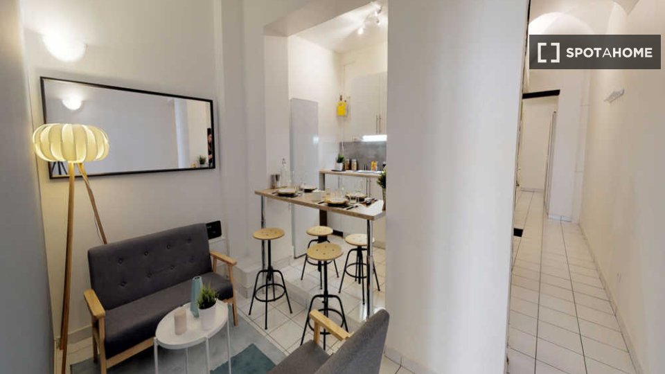 Camera doppia Lione, 3 camere, 70m² — foto 3