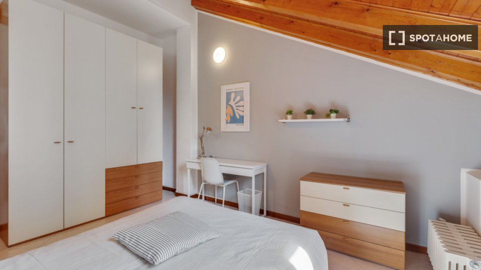 Double room Milan, 2 beds, 70m² — photo 3
