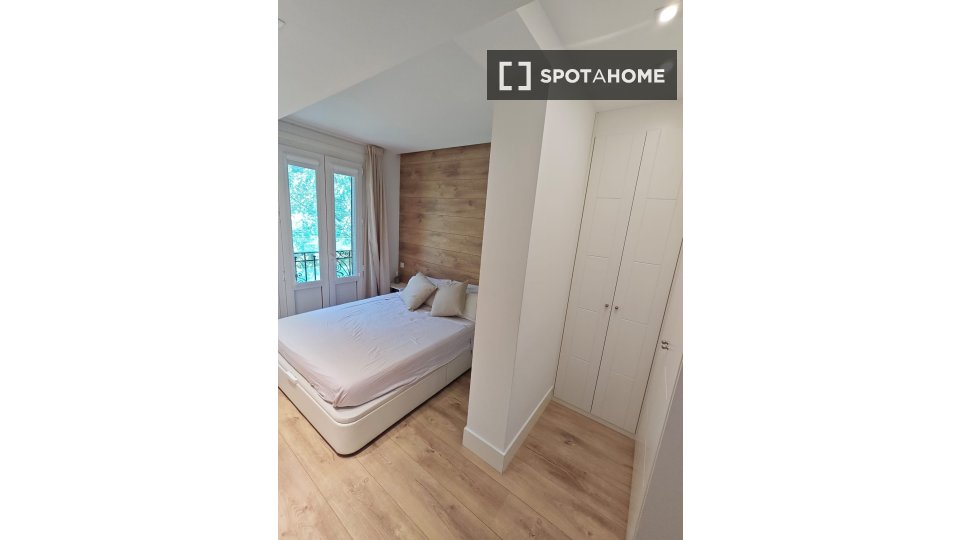 Appartamento con 2 camere da letto in affitto a Goya, Madrid - in Madrid