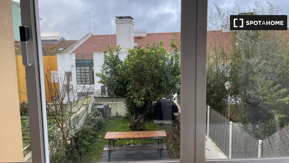 Apartment Lisbon, 2 beds — photo 15