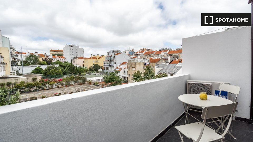 Apartment Lisbon, 2 beds — photo 12