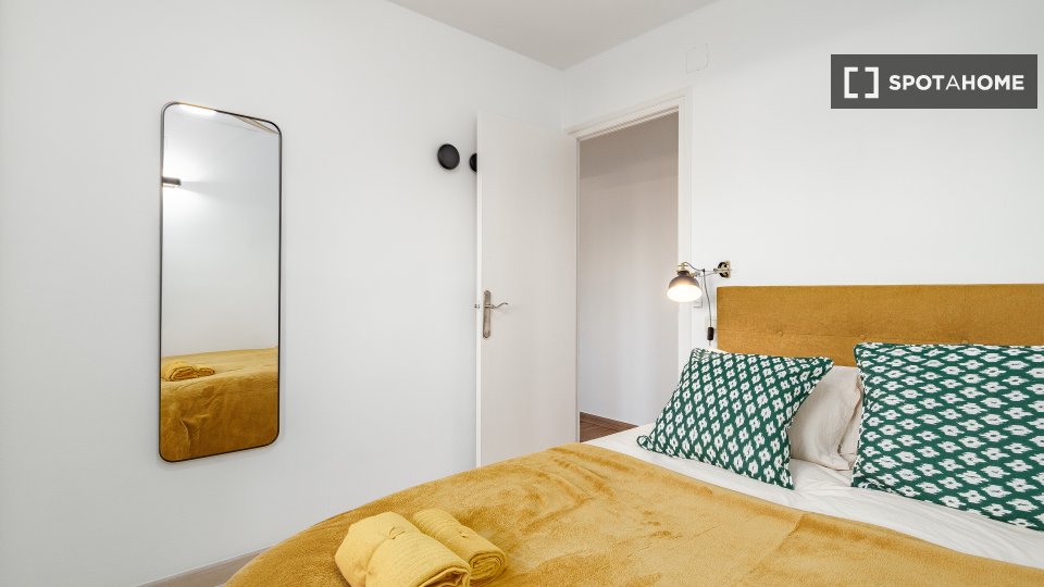 Double room Barcelona, 4 beds, 120m² — photo 10