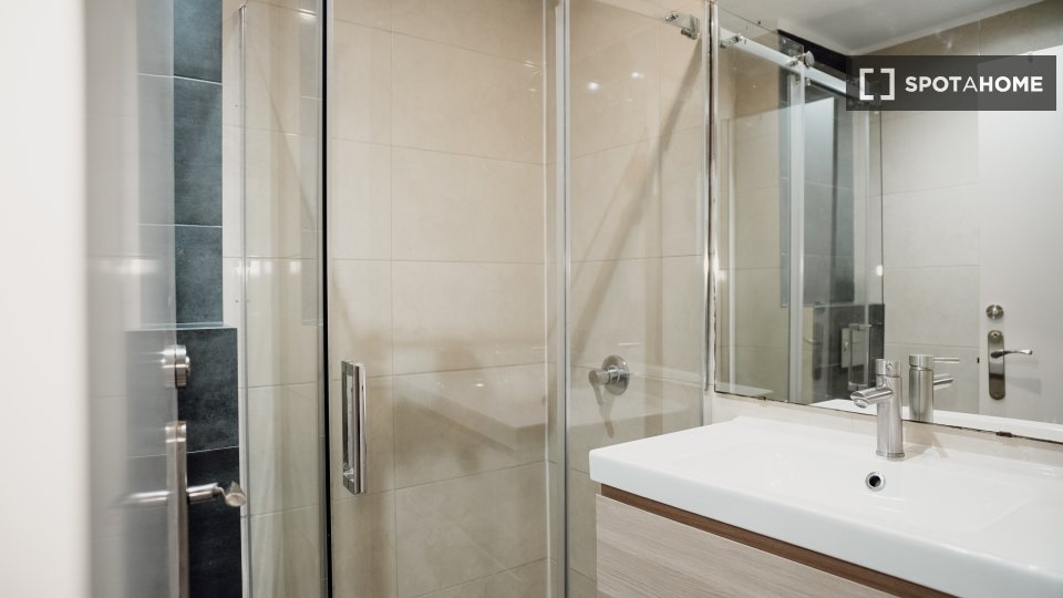 Double room Barcelona, 6 beds — photo 4