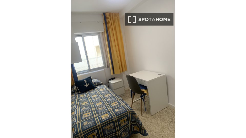 Double room Malaga, 4 beds — photo 20