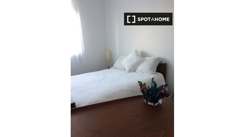 Double room Lisbon, 4 beds, 160m² — photo 2