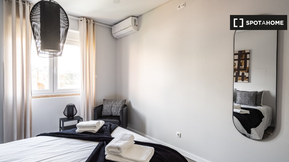 Apartment Lisbon, 2 beds — photo 8