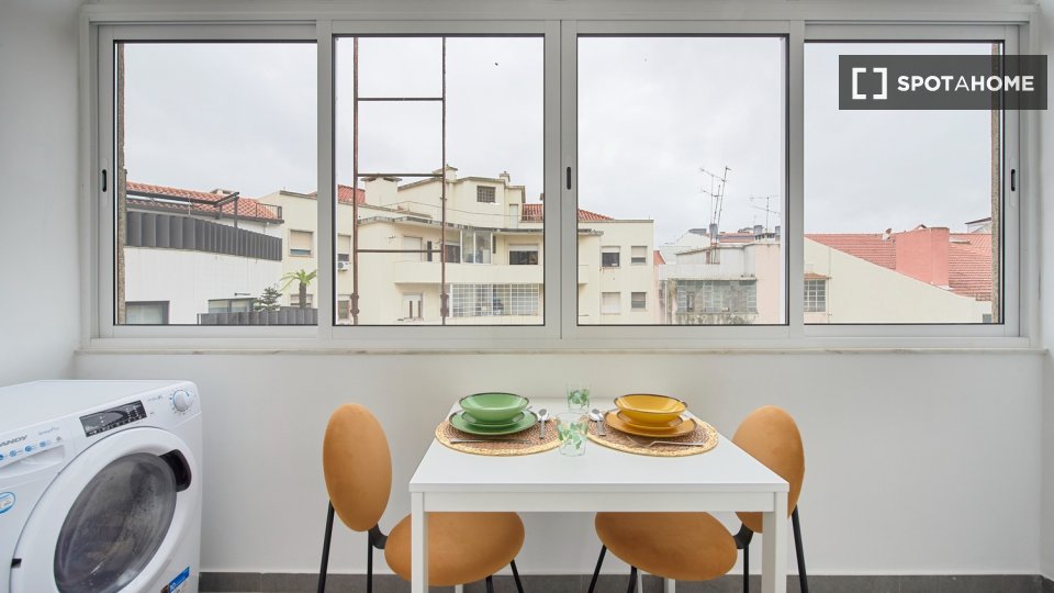 Double room Lisbon, 8 beds — photo 39