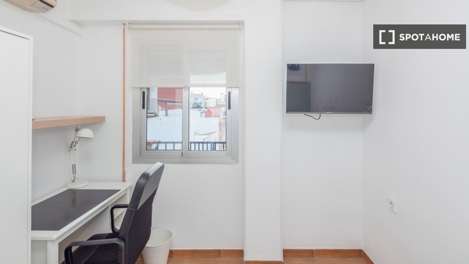 Double room Valencia, 4 beds — photo 7