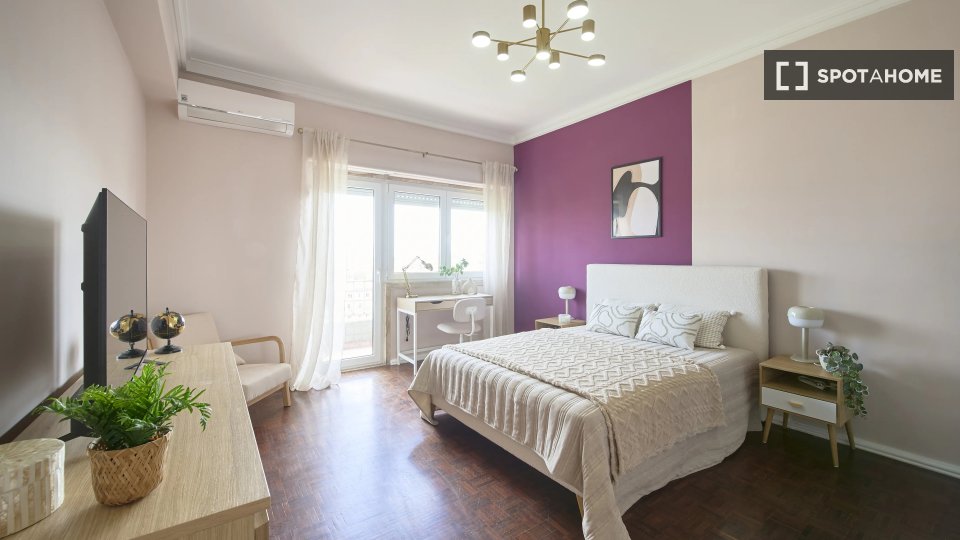 Double room Lisbon, 4 beds — photo 1
