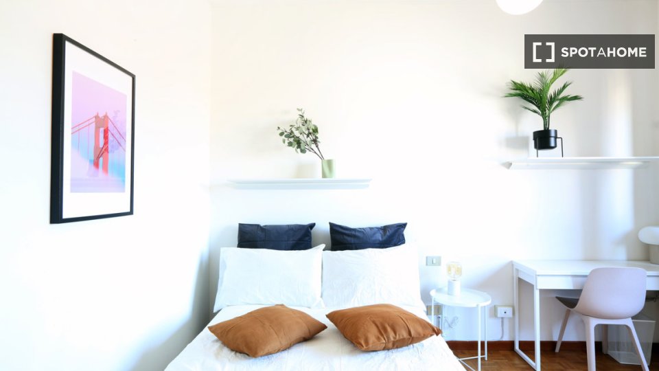 Double room Milan, 3 beds, 101m² — photo 12