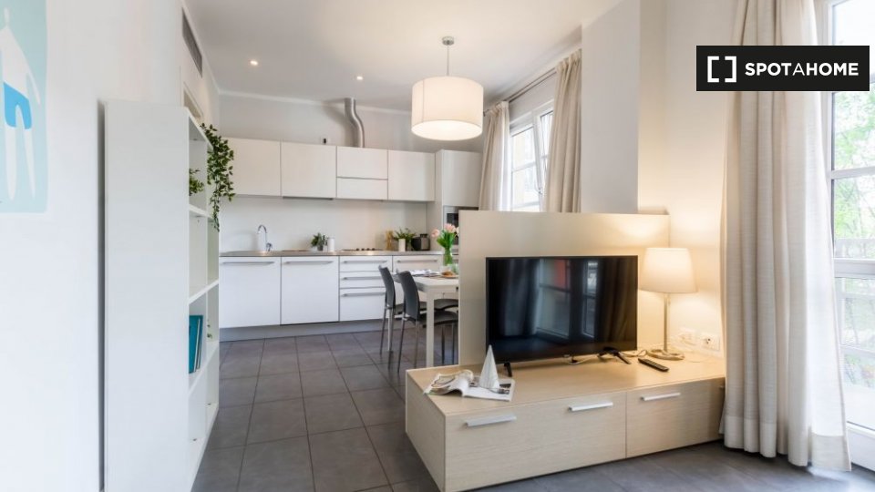 Apartment Milan, 1 bed — photo 4