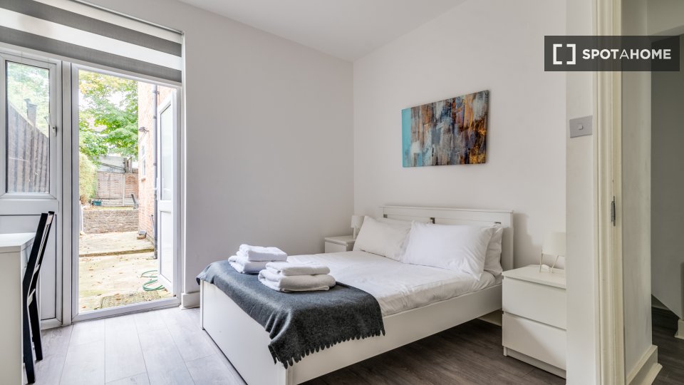 Apartment London, 2 beds — photo 12
