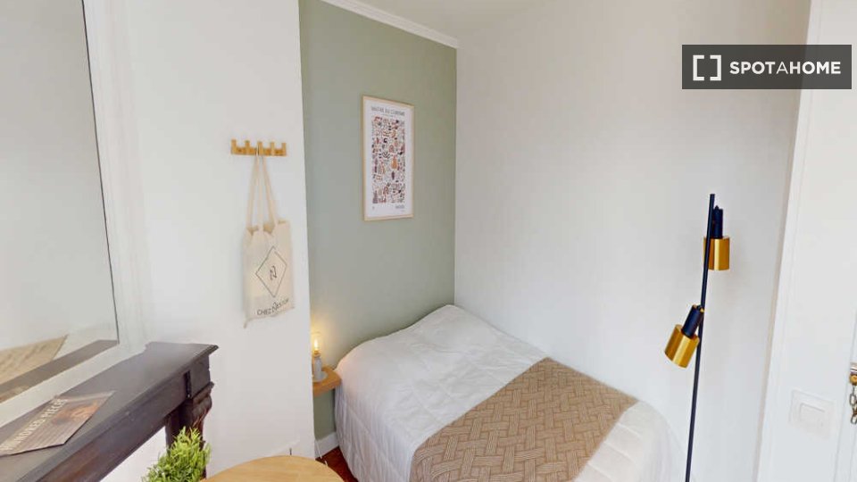 Double room Paris, 3 beds, 50m² — photo 18