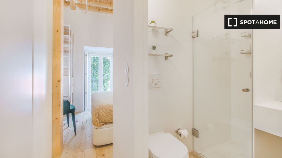 Apartment mono Lisbon, 27m² — photo 15