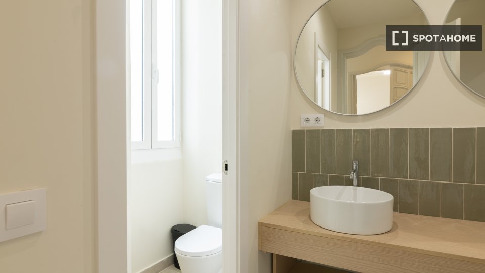 Chambre double Valence, 6 chambres, 100m² — photo 10