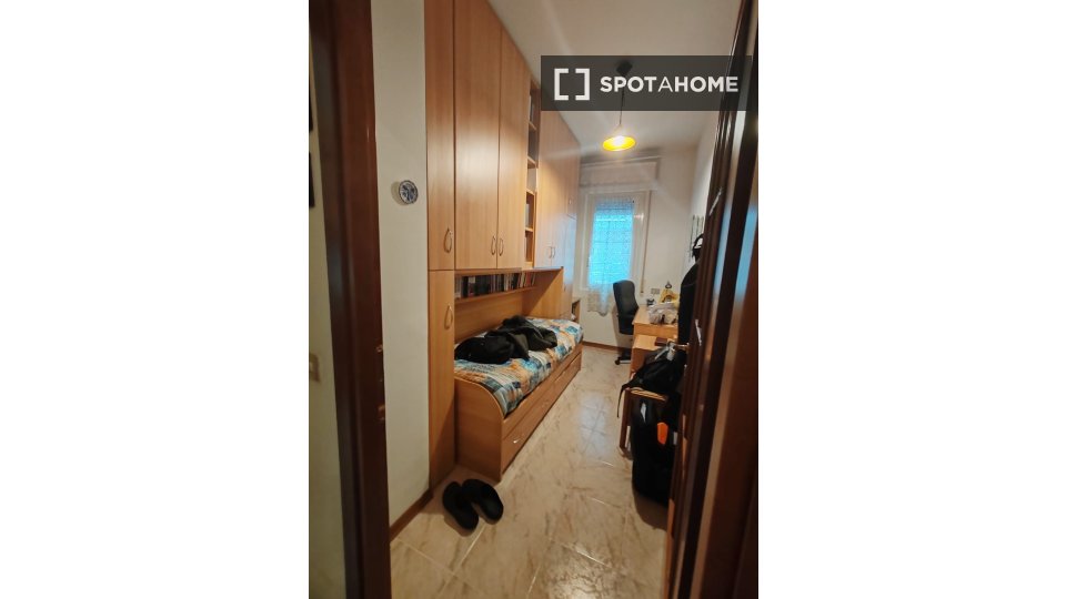 Double room Milan, 2 beds, 70m² — photo 10