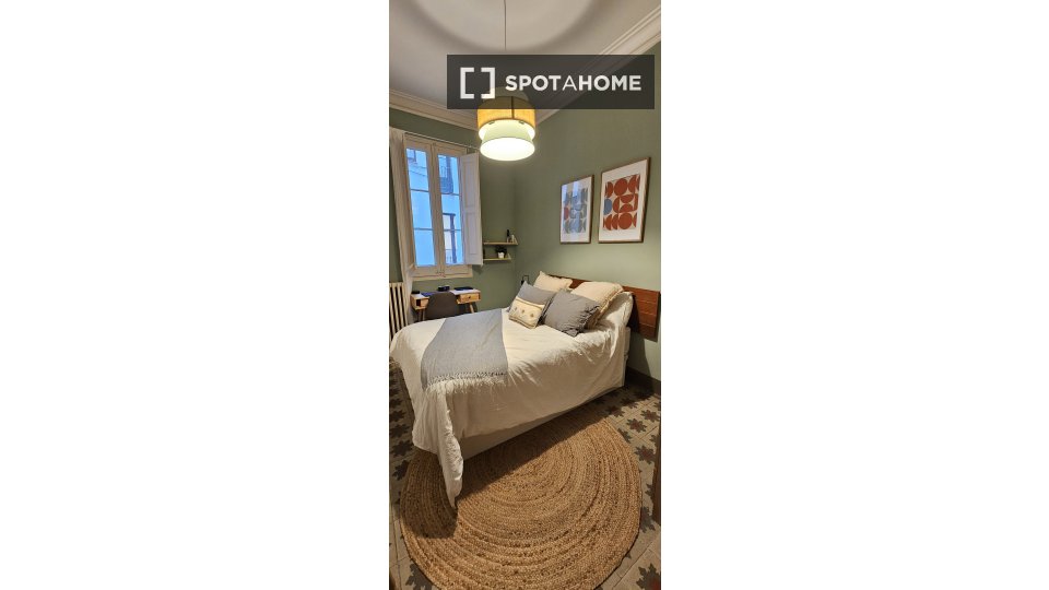 Double room Barcelona, 7 beds, 180m² — photo 11