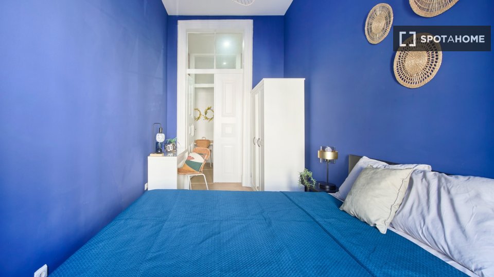 Double room Lisbon, 9 beds — photo 22