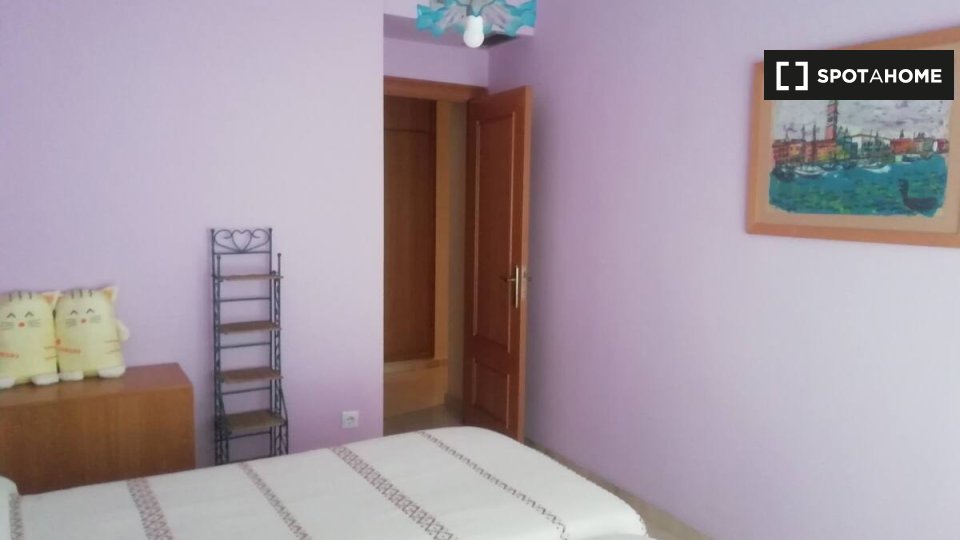 Habitación en piso compartido en Mestalla, Valencia