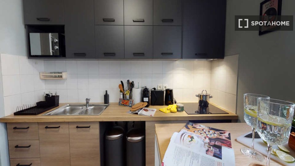 Double room Paris, 5 beds, 110m² — photo 6