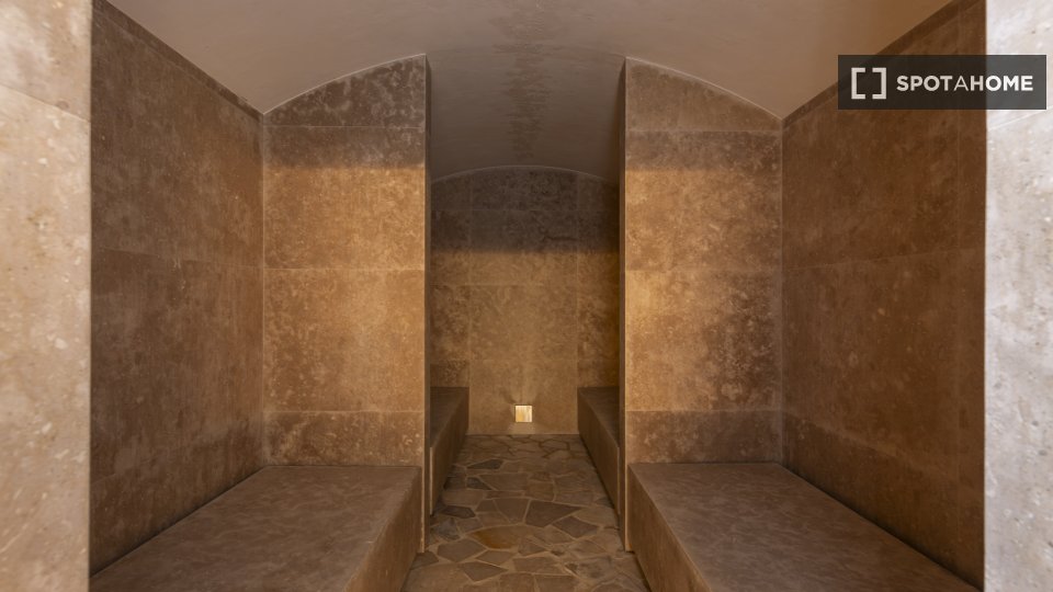 Apartment Madrid, 2 beds, 140m² — photo 17