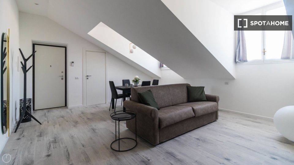 Apartment Milan, 1 bed, 57m² — photo 9