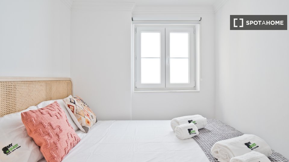 Apartment mono Lisbon, 40m² — photo 1