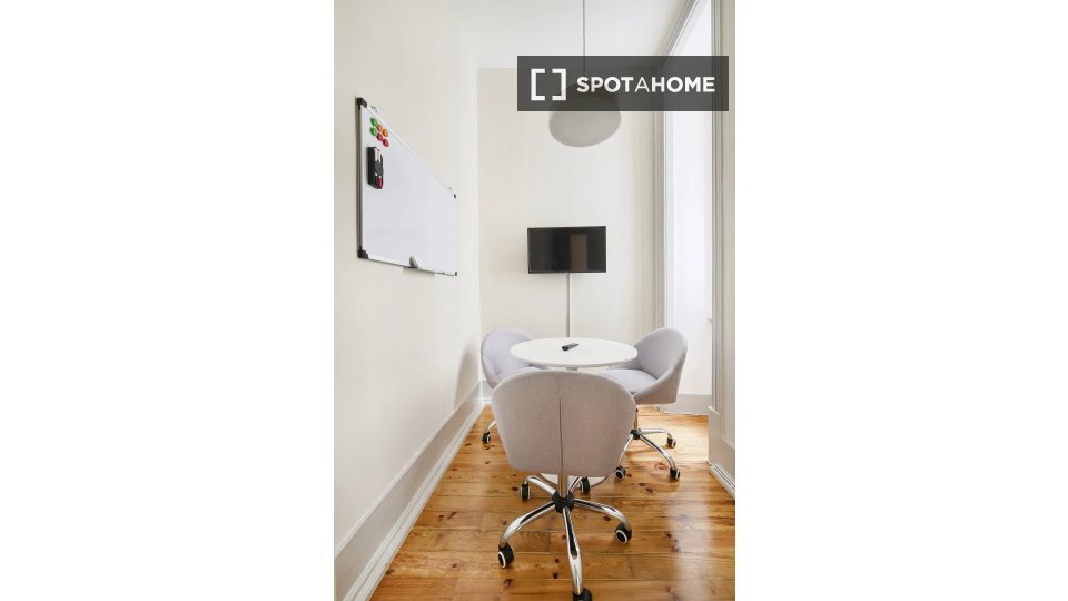 Double room Lisbon, 10 beds — photo 19