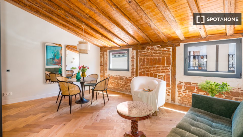Apartment Madrid, 1 bed, 31m² — photo 1