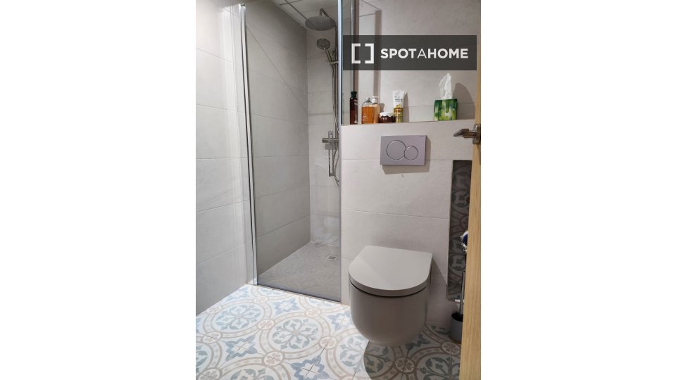 Apartment Valencia, 3 beds, 60m² — photo 3