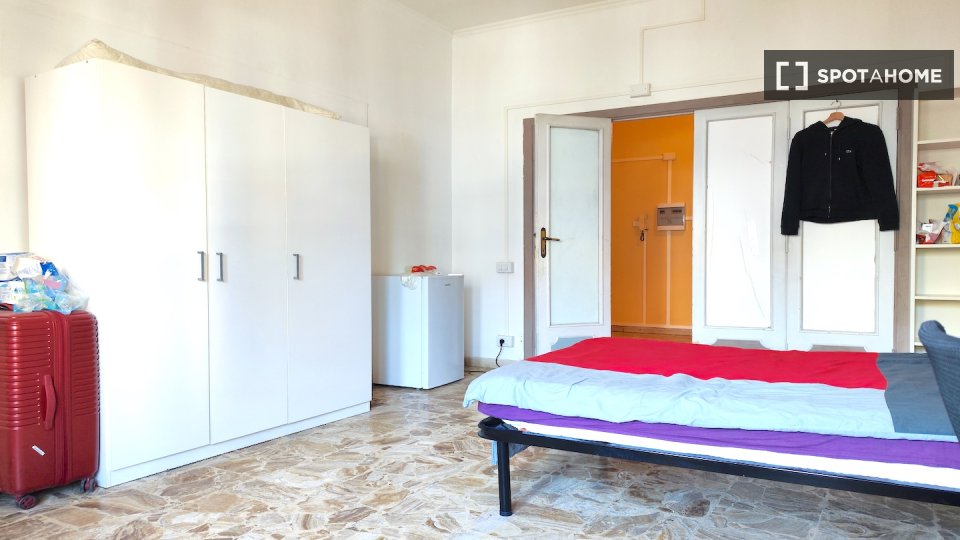 Double room Rome, 6 beds, 150m² — photo 29