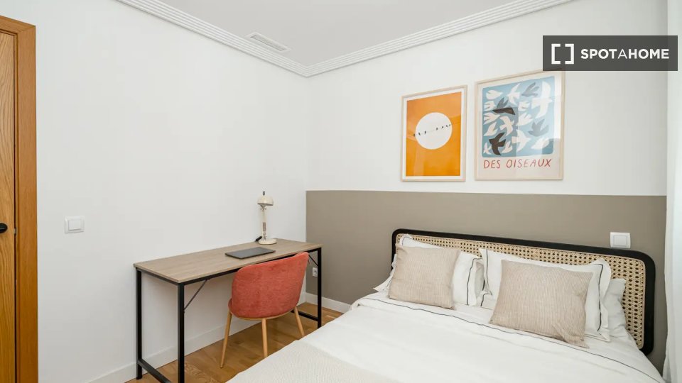 Double room Madrid, 4 beds — photo 4