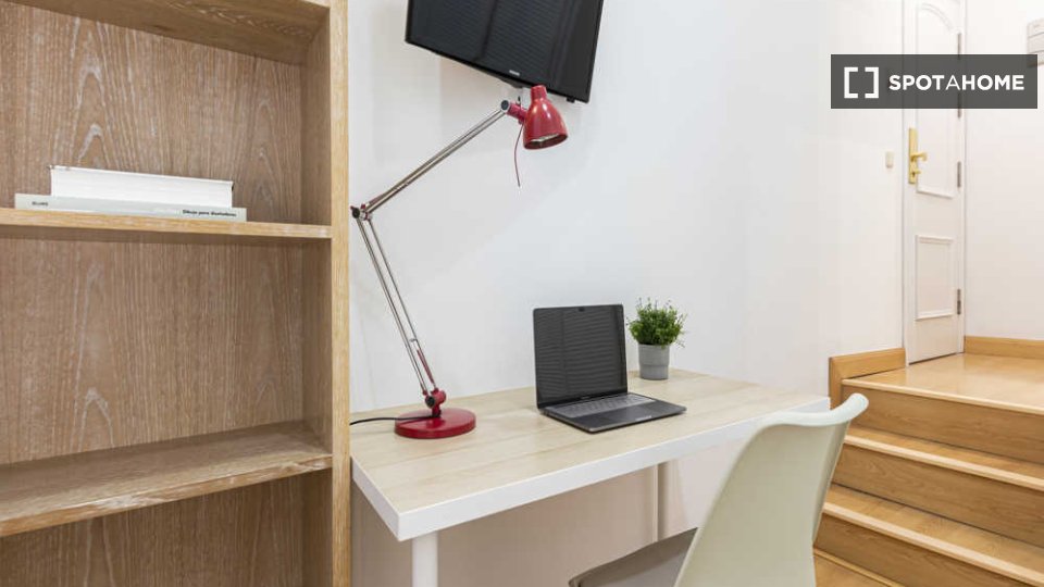 Double room Madrid, 41 beds — photo 60